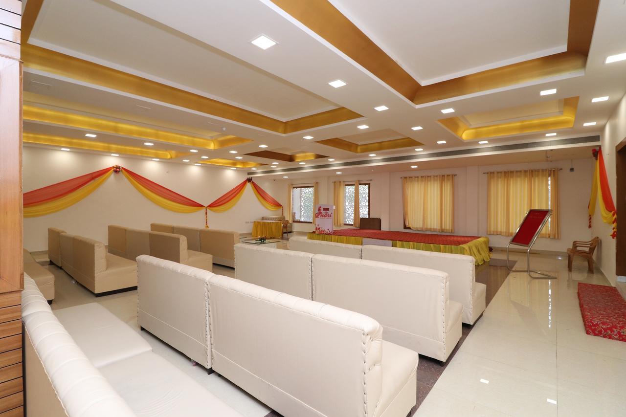 Oyo 13406 Hotel Golden Leaf Bareilly Eksteriør billede