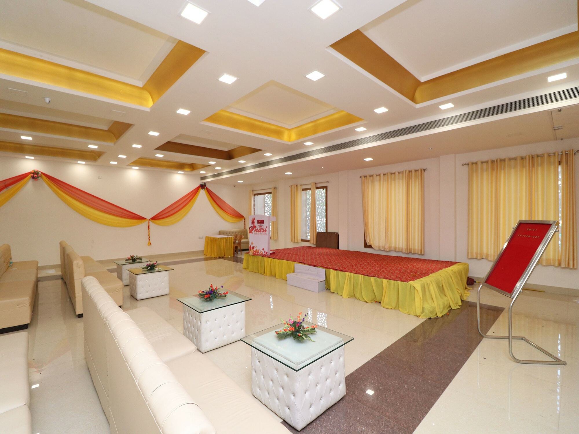 Oyo 13406 Hotel Golden Leaf Bareilly Eksteriør billede