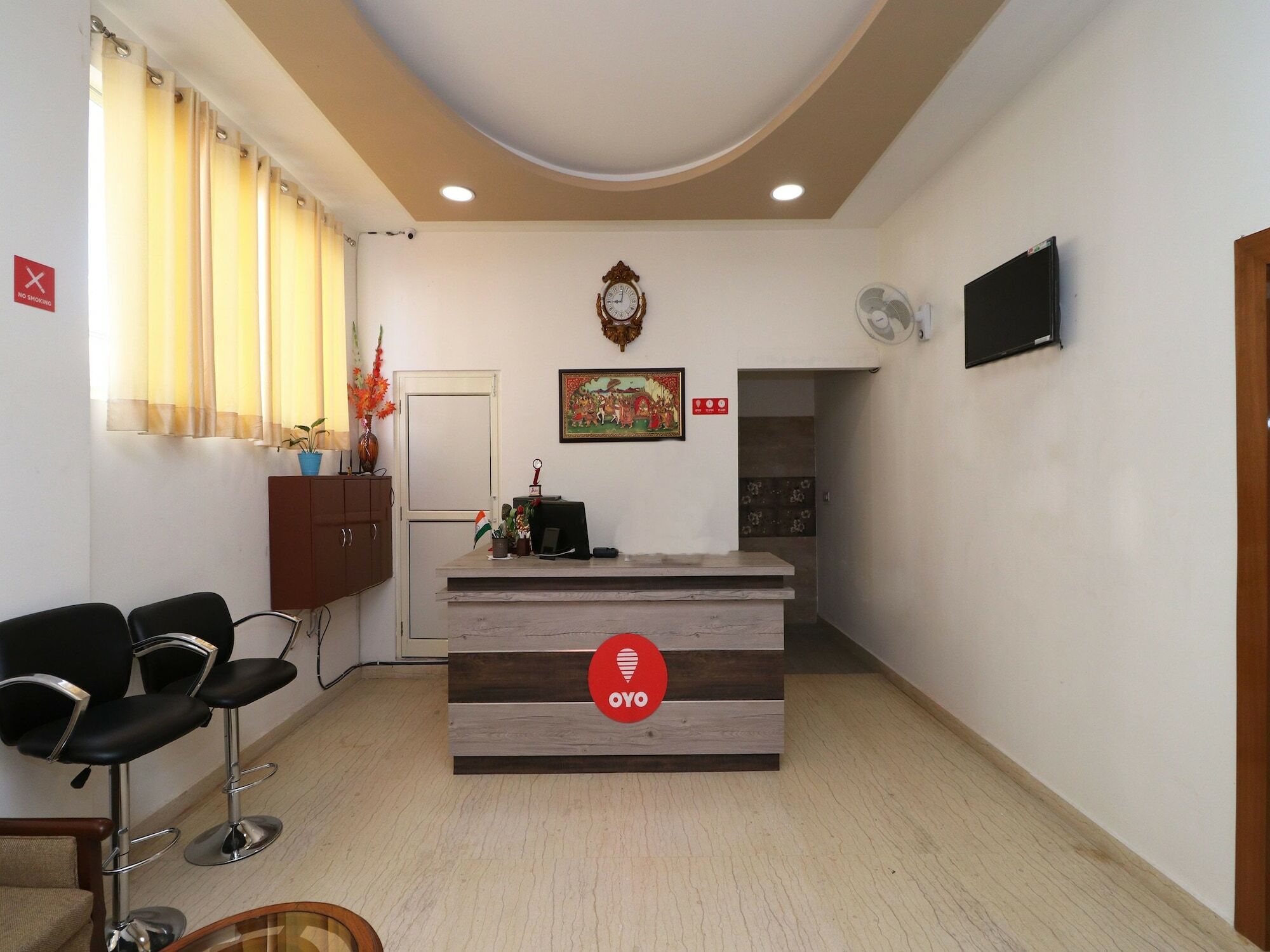 Oyo 13406 Hotel Golden Leaf Bareilly Eksteriør billede
